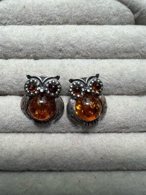 Amber Owl Stud Earrings - Silver-Tone Women’s Jewelry